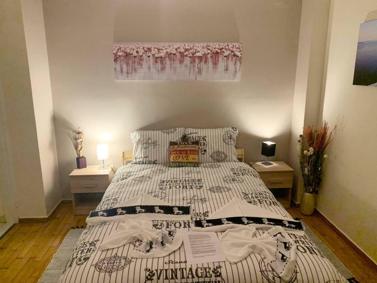 La Vie En Rose Studio,Close To Beach, Paleo Faliro Athènes Extérieur photo
